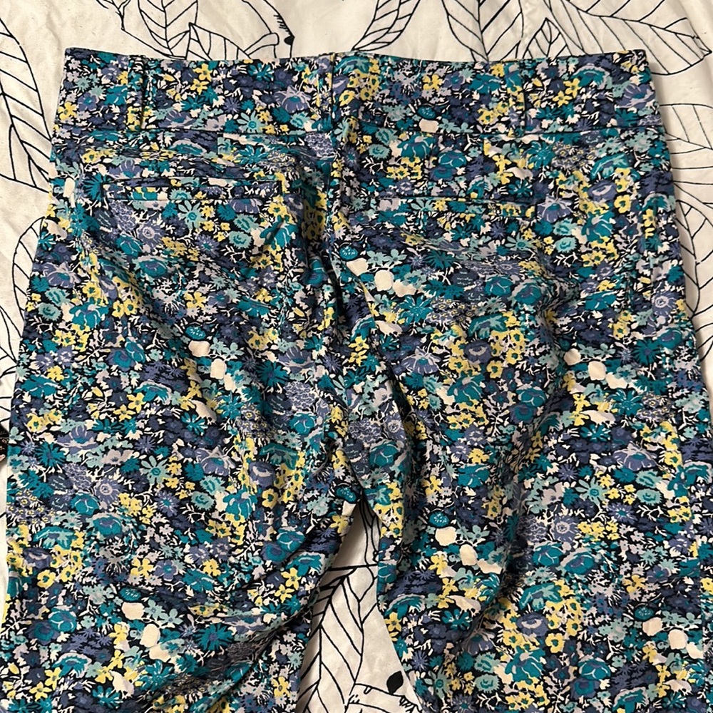 Multicolor capris - Picture 5 of 5